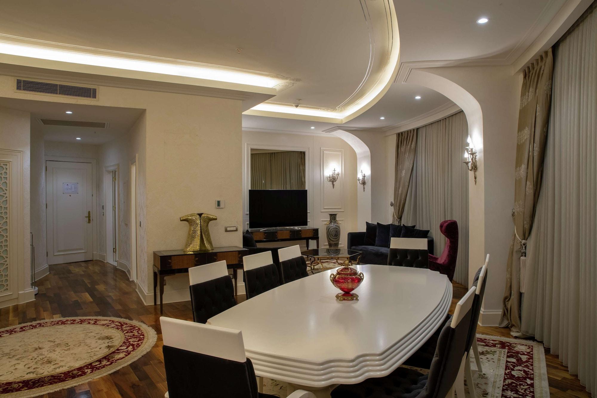 Doubletree By Hilton Gaziantep Ξενοδοχείο Εξωτερικό φωτογραφία